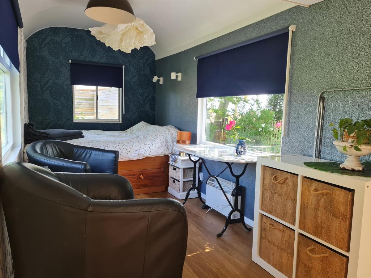Little Get-A-Way Hellevoetsluis Hotel ภายนอก รูปภาพ